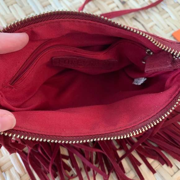 Velvet Tassel Purse - Picture 2 of 2